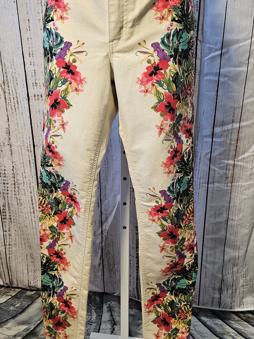 Bisou Bisou Tropical Floral Print Cream Skinny Jeans Size 28 Statement Botanical